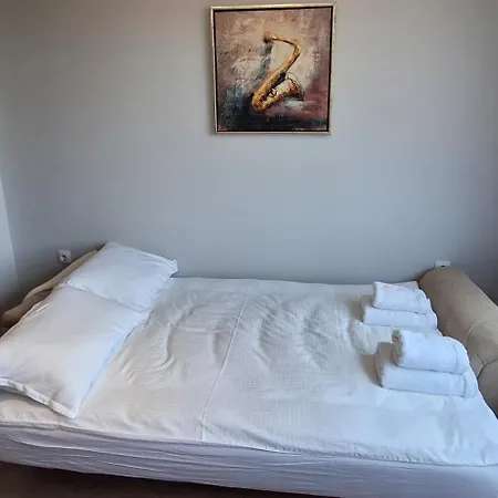 Apartment Mint 2